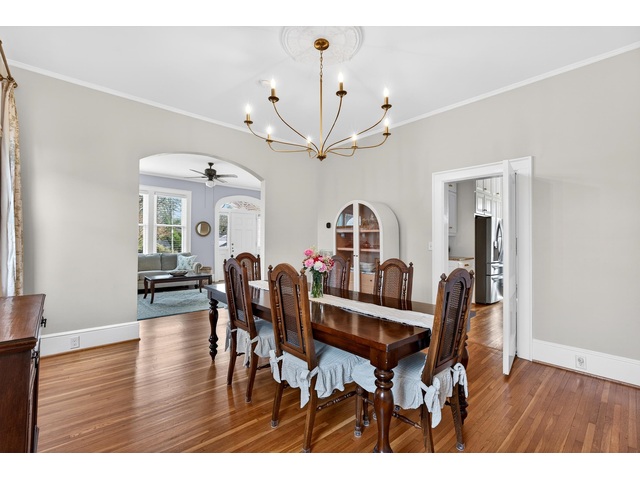 Photo of 906 College Drive