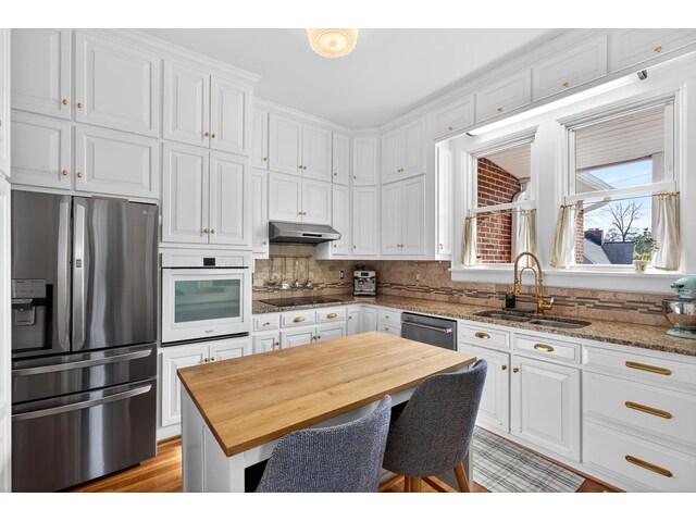 Photo of 906 College Drive