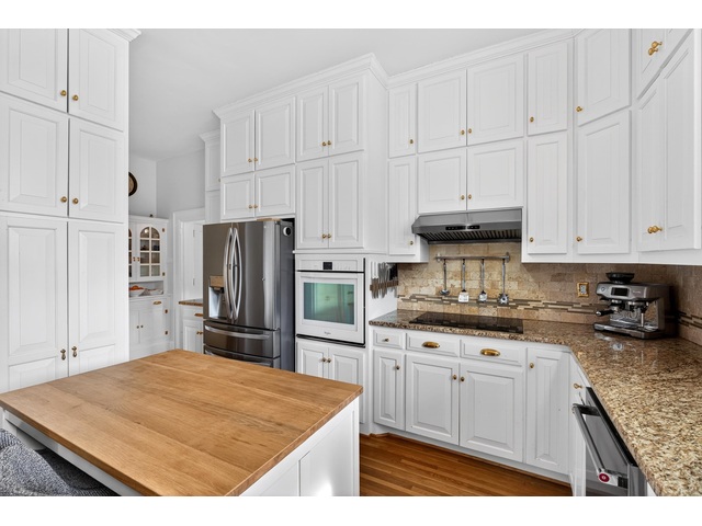 Photo of 906 College Drive