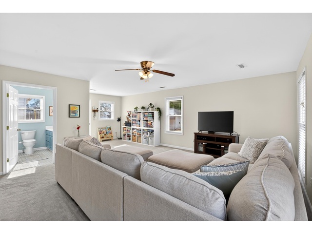 Photo of 906 College Drive