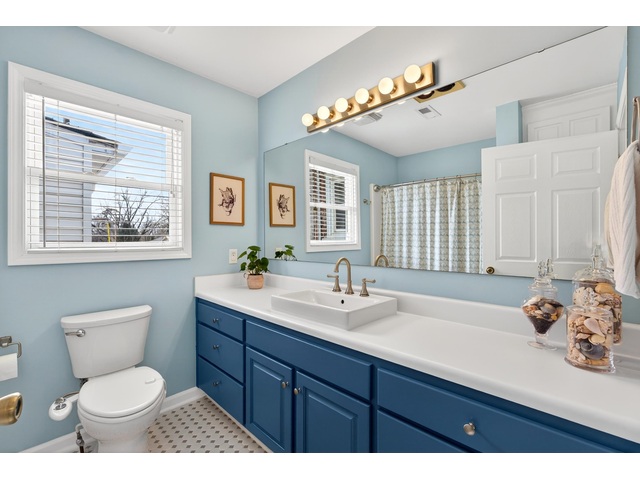 Photo of 906 College Drive