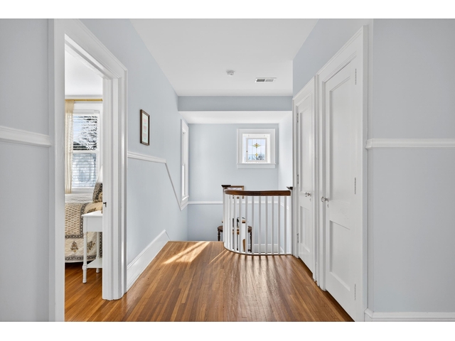 Photo of 906 College Drive