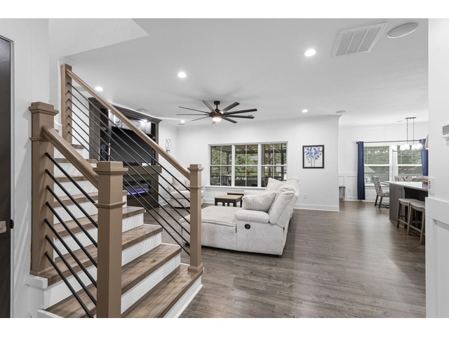Photo of 118 Boyd Avenue