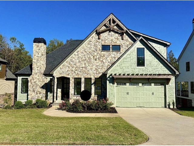 Photo of 1015 Tudor Cottage