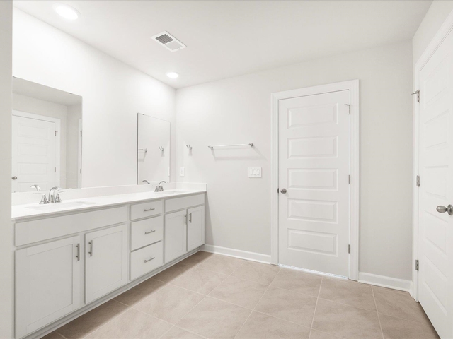 Photo of 226 Maxwell Drive