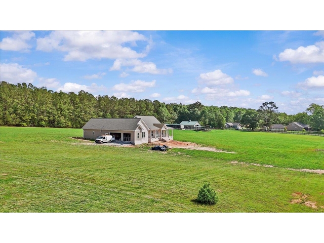 Photo of 406 Casey Road