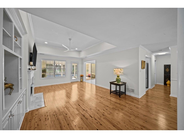 Photo of 417 Gramercy Boulevard Photo of 417 Gramercy Boulevard