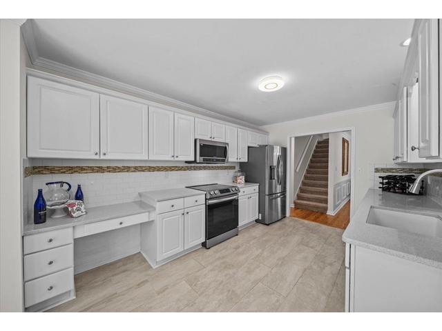 Photo of 417 Gramercy Boulevard Photo of 417 Gramercy Boulevard