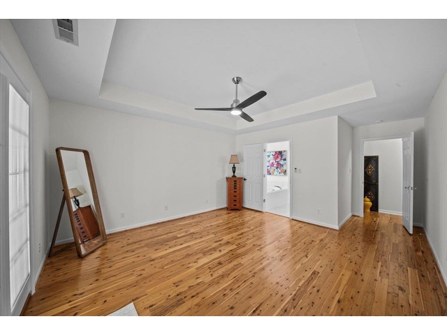 Photo of 417 Gramercy Boulevard Photo of 417 Gramercy Boulevard