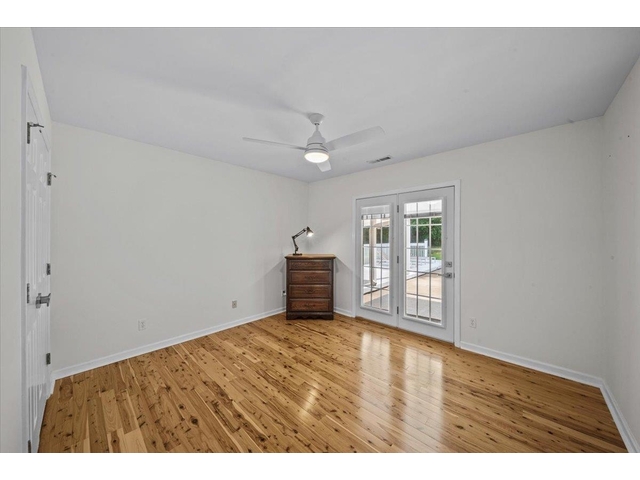 Photo of 417 Gramercy Boulevard Photo of 417 Gramercy Boulevard