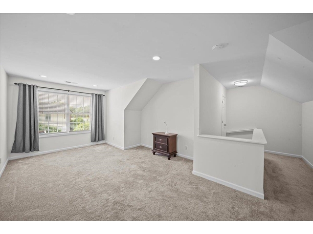 Photo of 417 Gramercy Boulevard Photo of 417 Gramercy Boulevard
