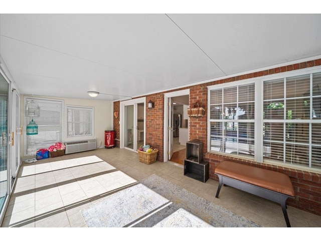 Photo of 417 Gramercy Boulevard Photo of 417 Gramercy Boulevard