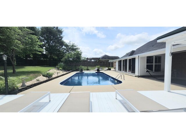 Photo of 417 Gramercy Boulevard Photo of 417 Gramercy Boulevard