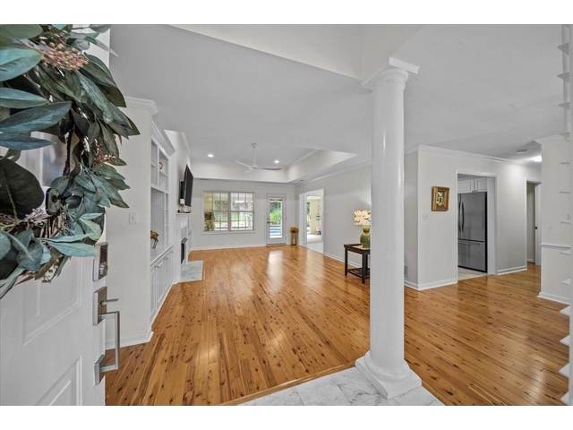 Photo of 417 Gramercy Boulevard Photo of 417 Gramercy Boulevard