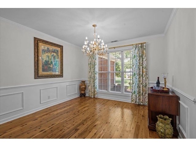 Photo of 417 Gramercy Boulevard Photo of 417 Gramercy Boulevard