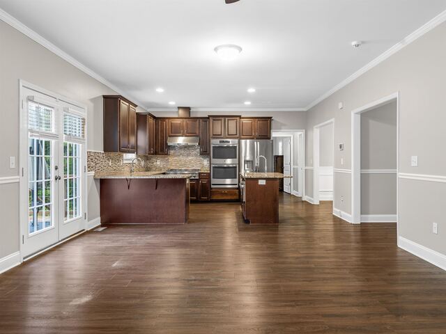 Photo of 708 Carolyn Drive