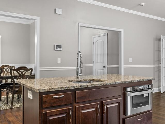 Photo of 708 Carolyn Drive