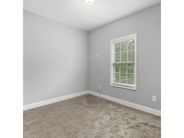 Photo of 708 Carolyn Drive