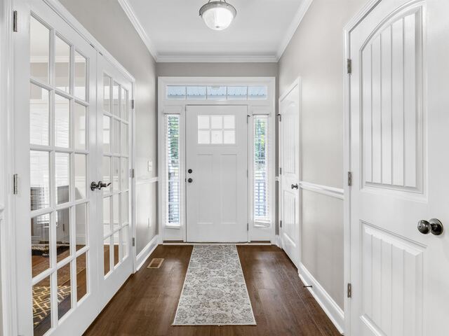 Photo of 708 Carolyn Drive