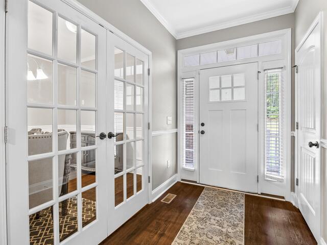 Photo of 708 Carolyn Drive