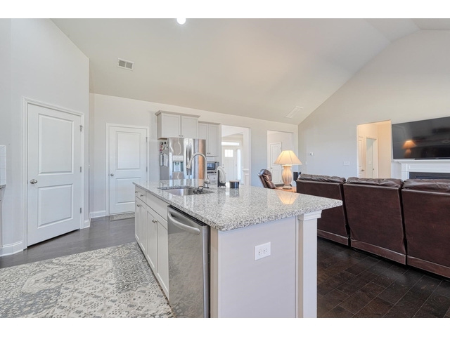 Photo of 699 Ridgeville Crossing Drive