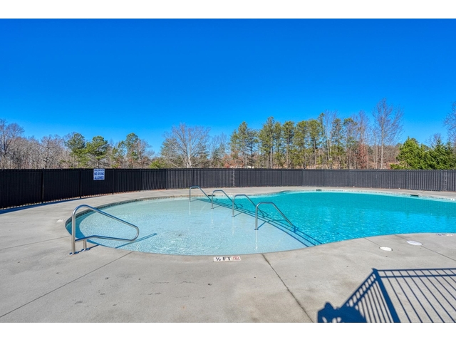 Photo of 699 Ridgeville Crossing Drive