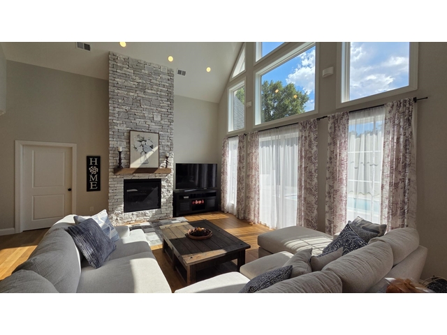 Photo of 1035 Nazareth Church Road