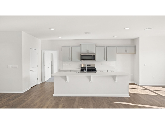 Photo of 1123 White Willow Drive