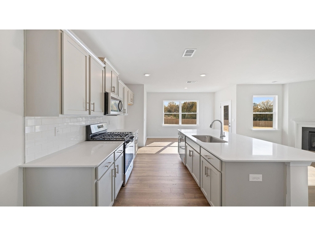 Photo of 1123 White Willow Drive