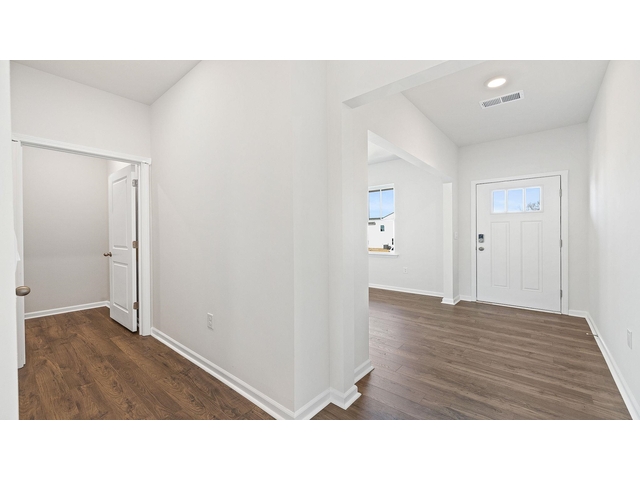 Photo of 1123 White Willow Drive