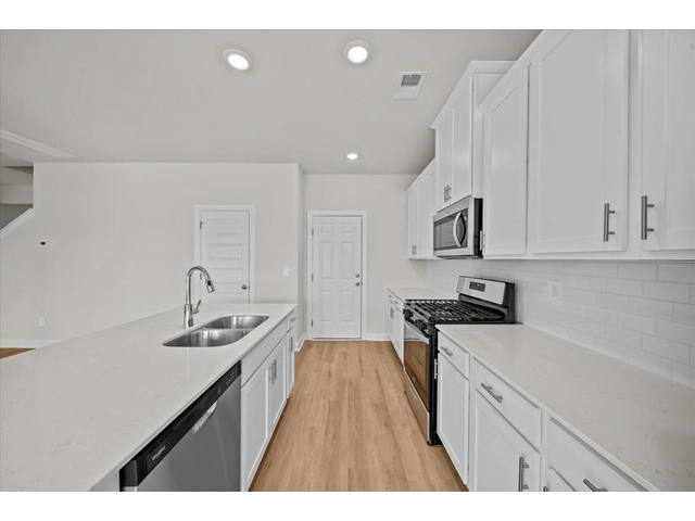 Photo of 531 Crowder Place