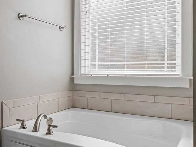 Photo of 580 Canewood Lane