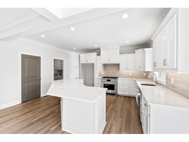 Photo of 354 S Monterey Drive