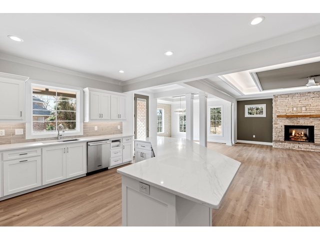 Photo of 354 S Monterey Drive