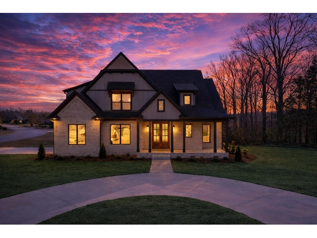 Photo of 354 S Monterey Drive