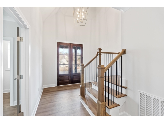 Photo of 354 S Monterey Drive