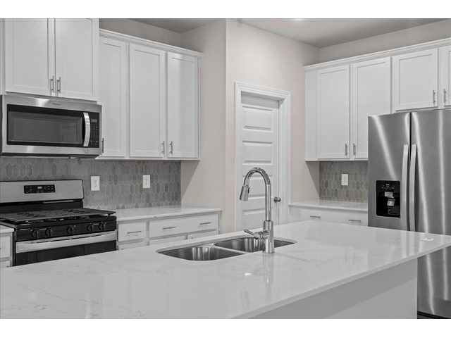 Photo of 422 Yellowstone Trail