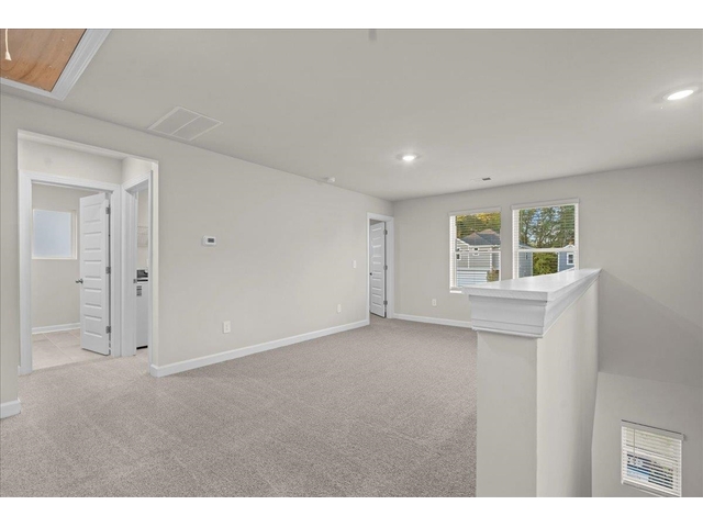 Photo of 422 Yellowstone Trail