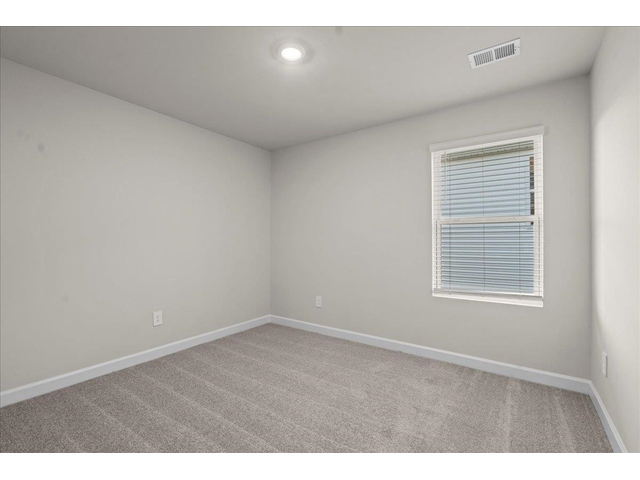 Photo of 422 Yellowstone Trail