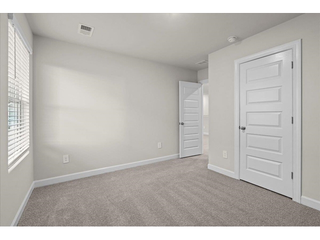 Photo of 422 Yellowstone Trail