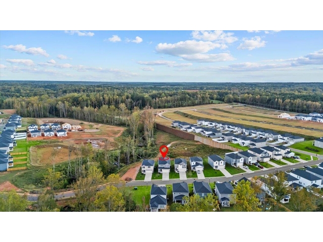 Photo of 422 Yellowstone Trail