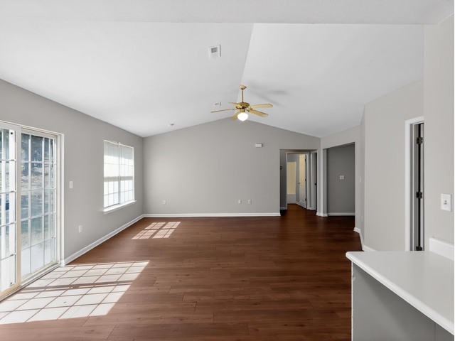 Photo of 1875 Tamara Way