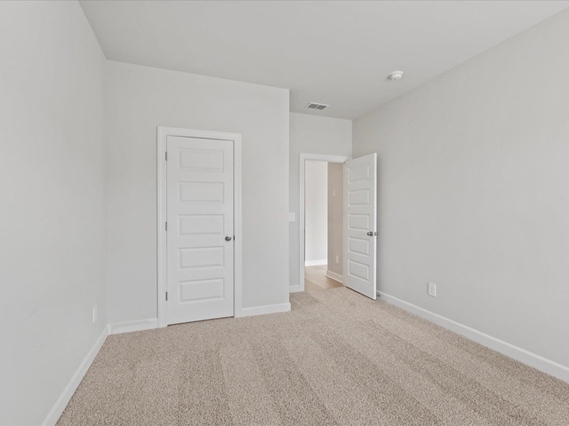 Photo of 222 Maxwell Drive Photo of 222 Maxwell Drive