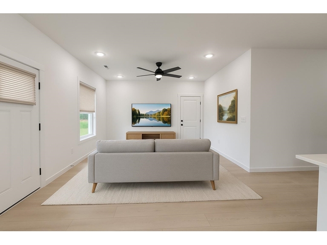 Photo of 210 Foxfire Road