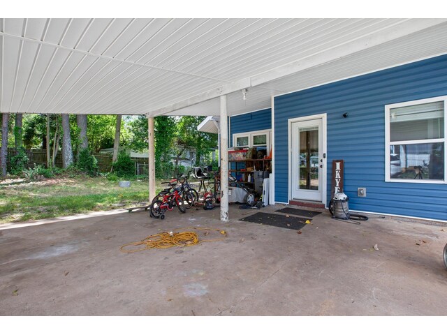 Photo of 1050 W Blackstock Road Photo of 1050 W Blackstock Road