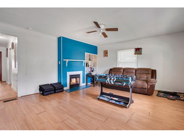 Photo of 1050 W Blackstock Road Photo of 1050 W Blackstock Road