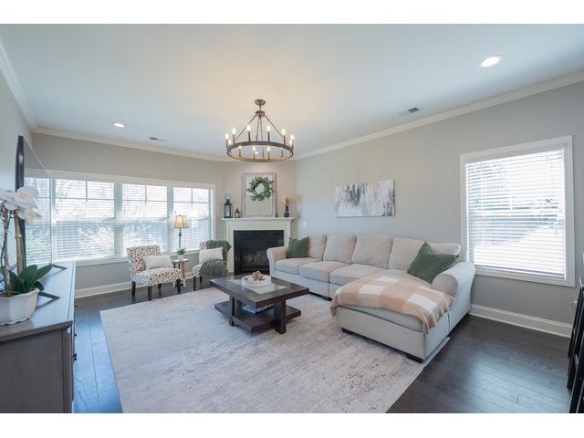 Photo of 9 Sweetspire Lane Photo of 9 Sweetspire Lane