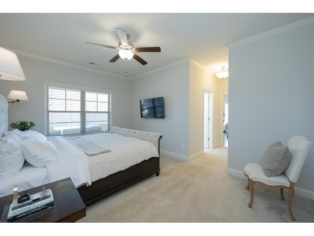 Photo of 9 Sweetspire Lane Photo of 9 Sweetspire Lane