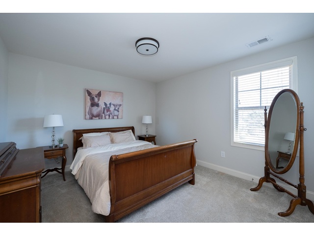 Photo of 9 Sweetspire Lane Photo of 9 Sweetspire Lane