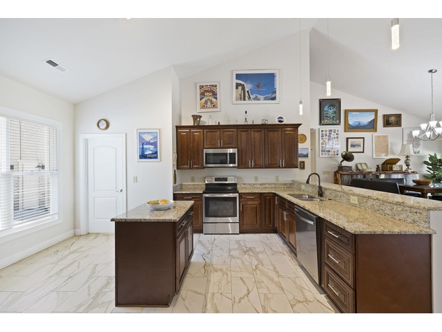 Photo of 6735 Highway 357